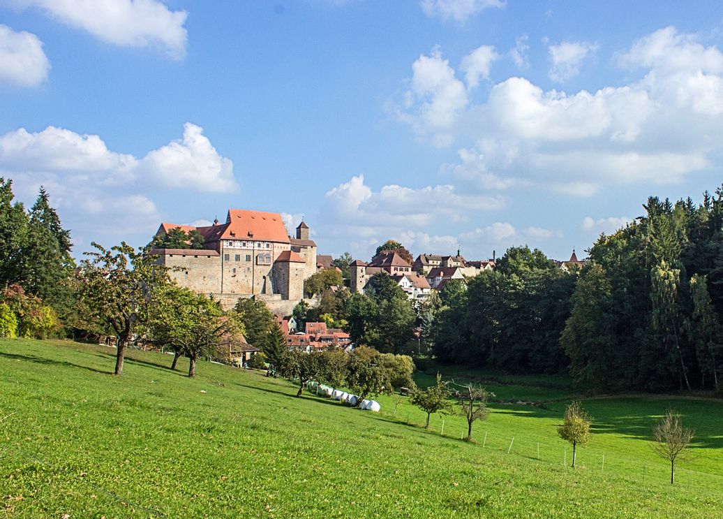 Am Samstag, 20. April 2024 erleben Sie den Ritternachmittag auf der CadolzBurg - Ein Tag für die ganze Familie 
