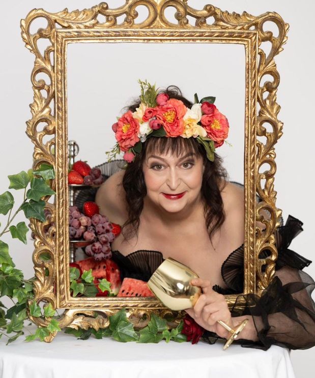 "Freudenschmaus mit Lizzy Aumeier -  Bayerisches Kabarett vom Feinsten in Baiersdorf 