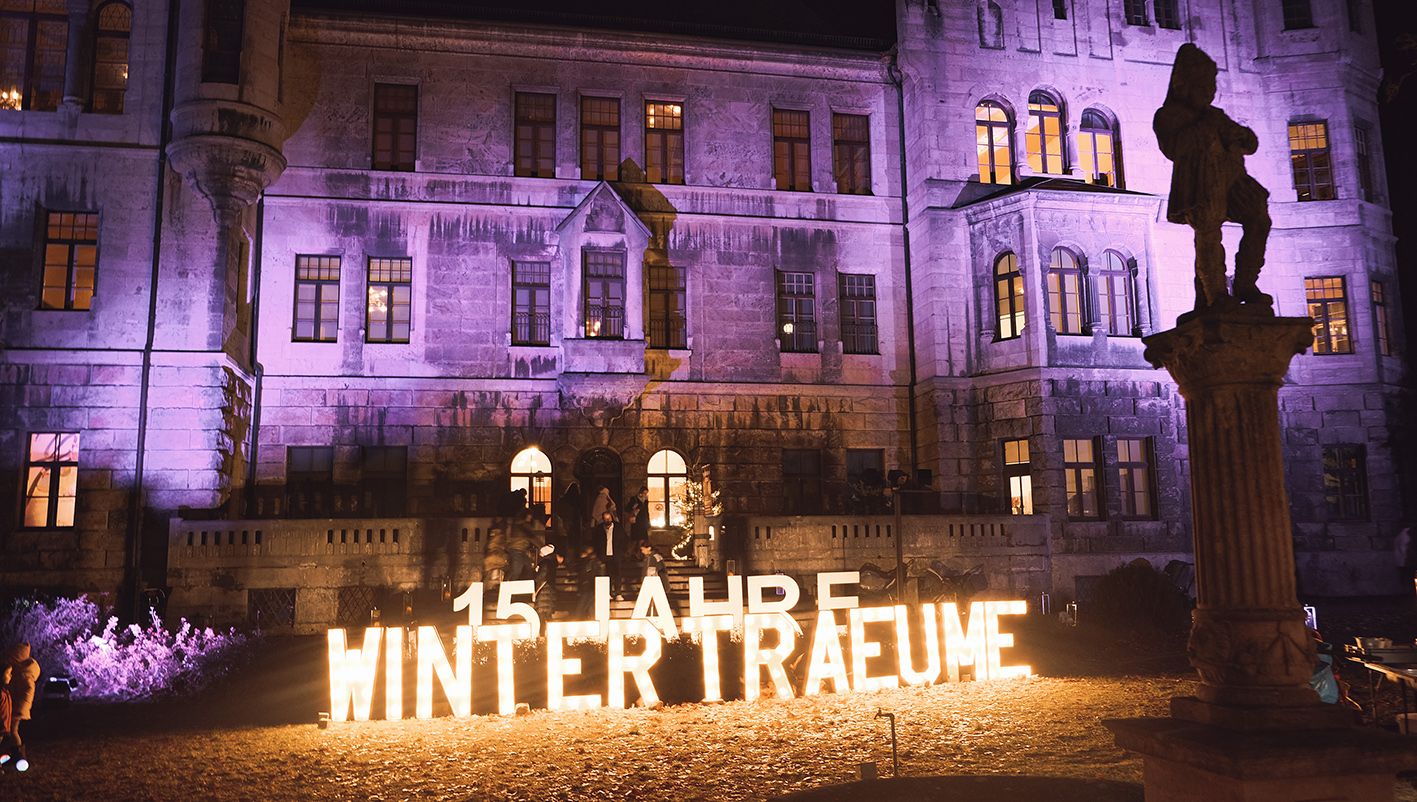 Winterträume Schloss Faber-Castell 2024 – Entdecken Sie die Magie der Vorweihnachtszeit in Stein.
