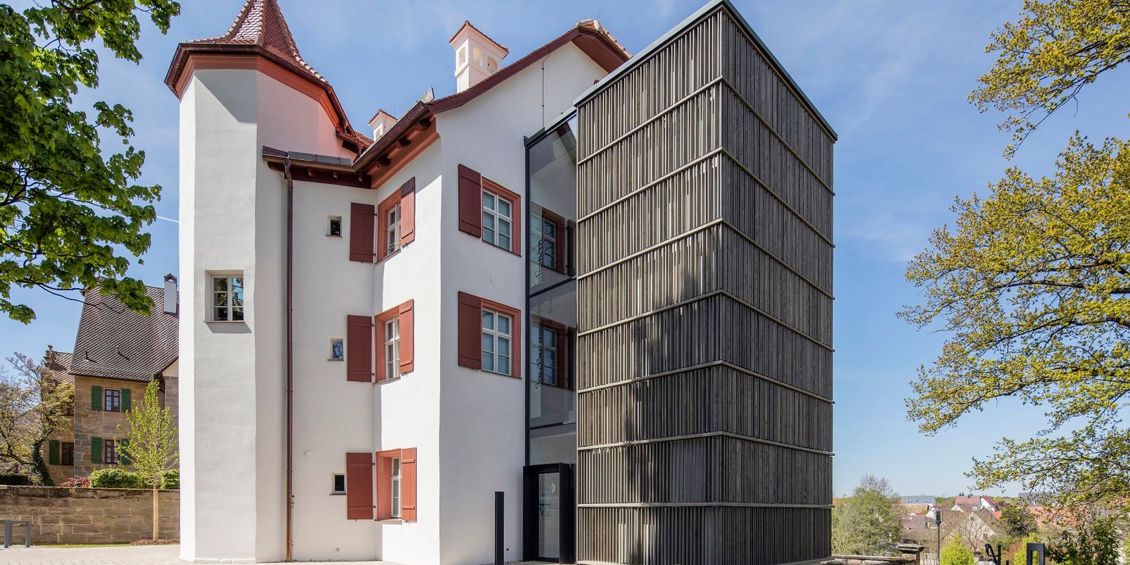 Das historische Weiße Schloss Heroldsberg, Museum für Kunst und Geschichte