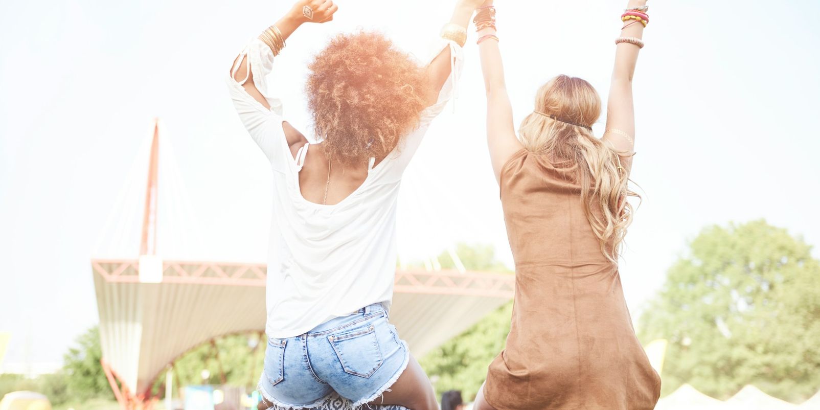 Die Fürther Innenstadt verwandelt sich beim Fürth Festival in eine große Open-Air-Fläche mit mehreren Bühnen, Straßenkünstlern und tausenden Besuchern zwischen Fachwerk und Stadtleben.