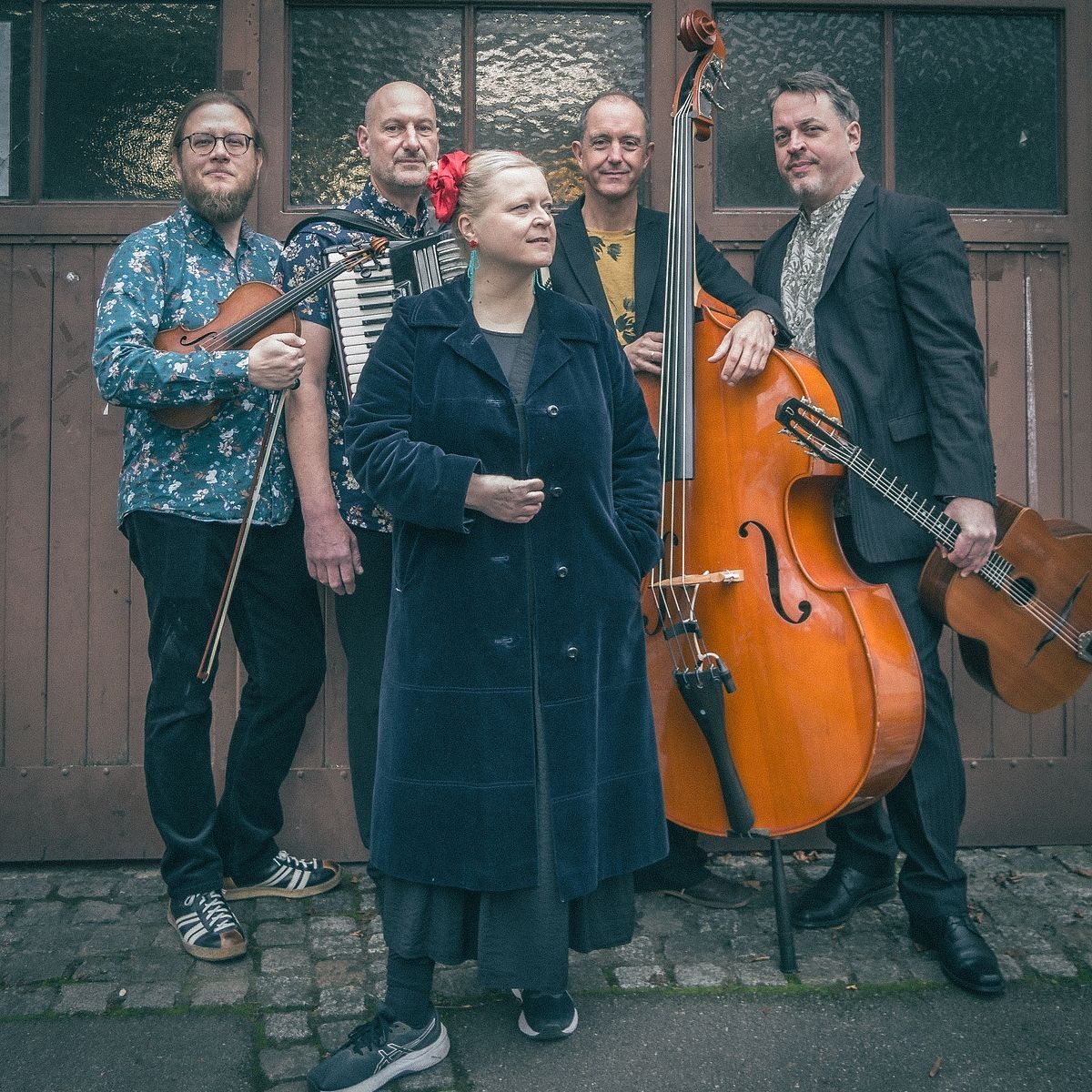 Band UUSIKUU mit Violine, Akkordeon, Gitarre und Kontrabass – Gäste der Nürnberger Symphoniker Gastkonzerte bei Symphoniker Plus 2026.