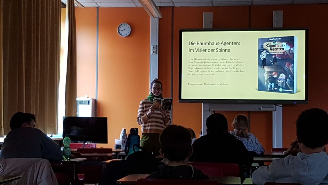 Lesung „Die Baumhaus-Agenten: Im Visier der Spinne“