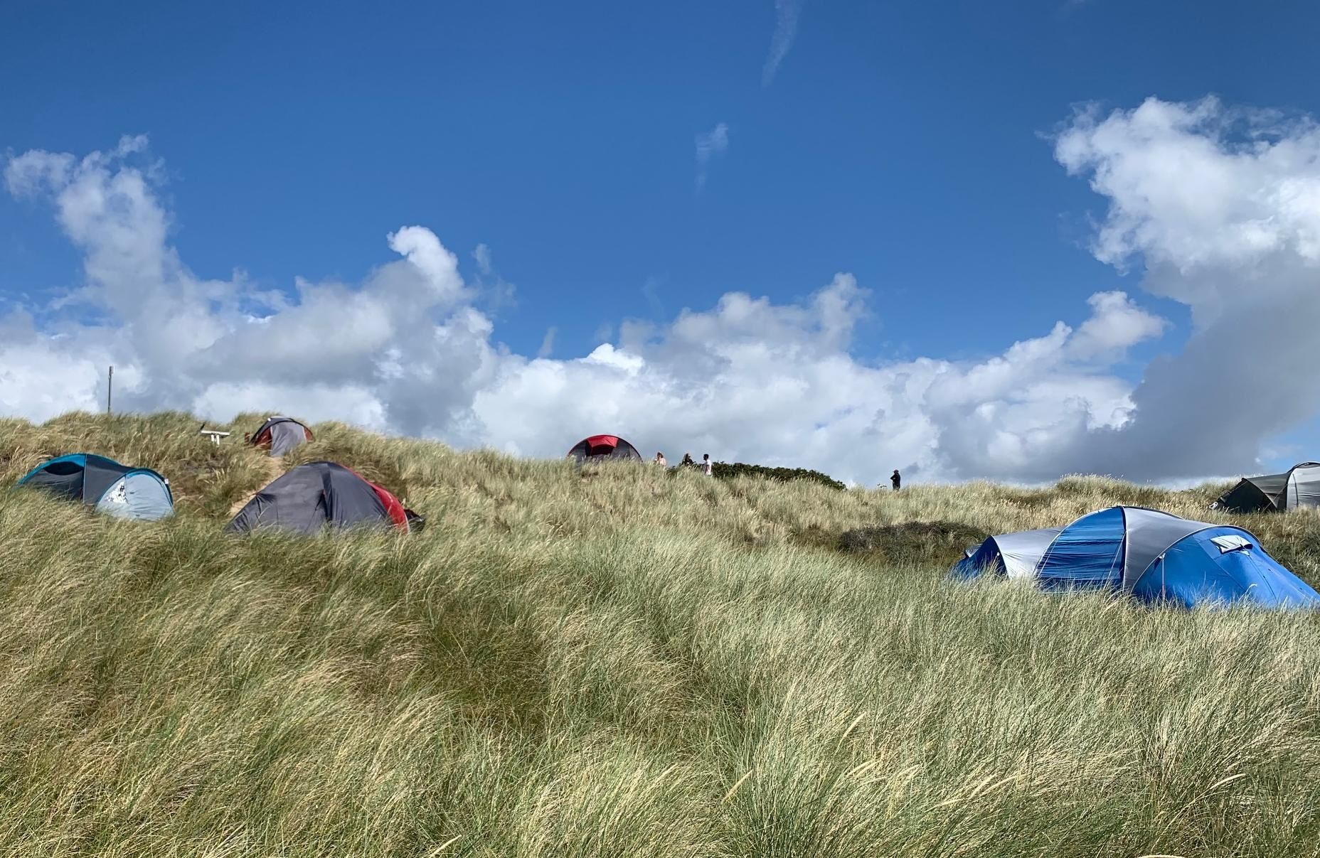 Blick auf die Zeltdüne auf dem Campingplatz Westerland