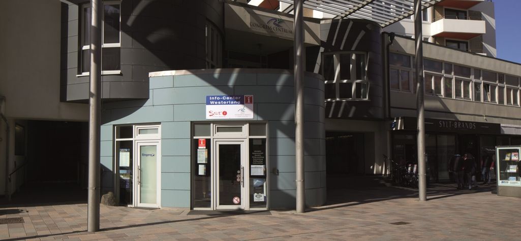 Info Center Außenansicht mit Congress Centrum Sylt