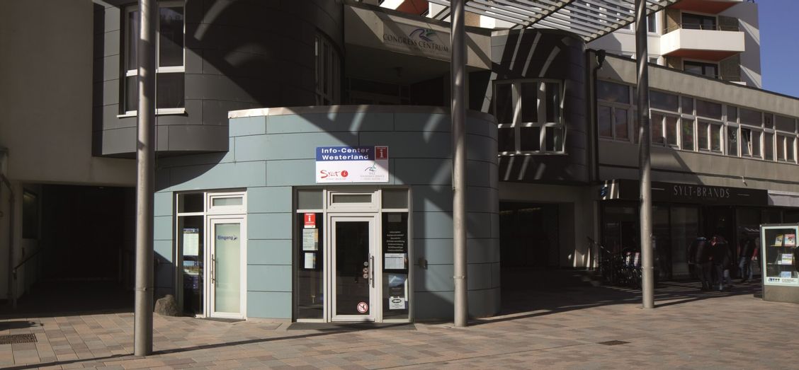 Info Center Außenansicht mit Congress Centrum Sylt