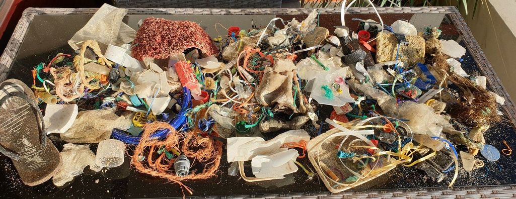Müllsammeln am Weststrand von Sylt