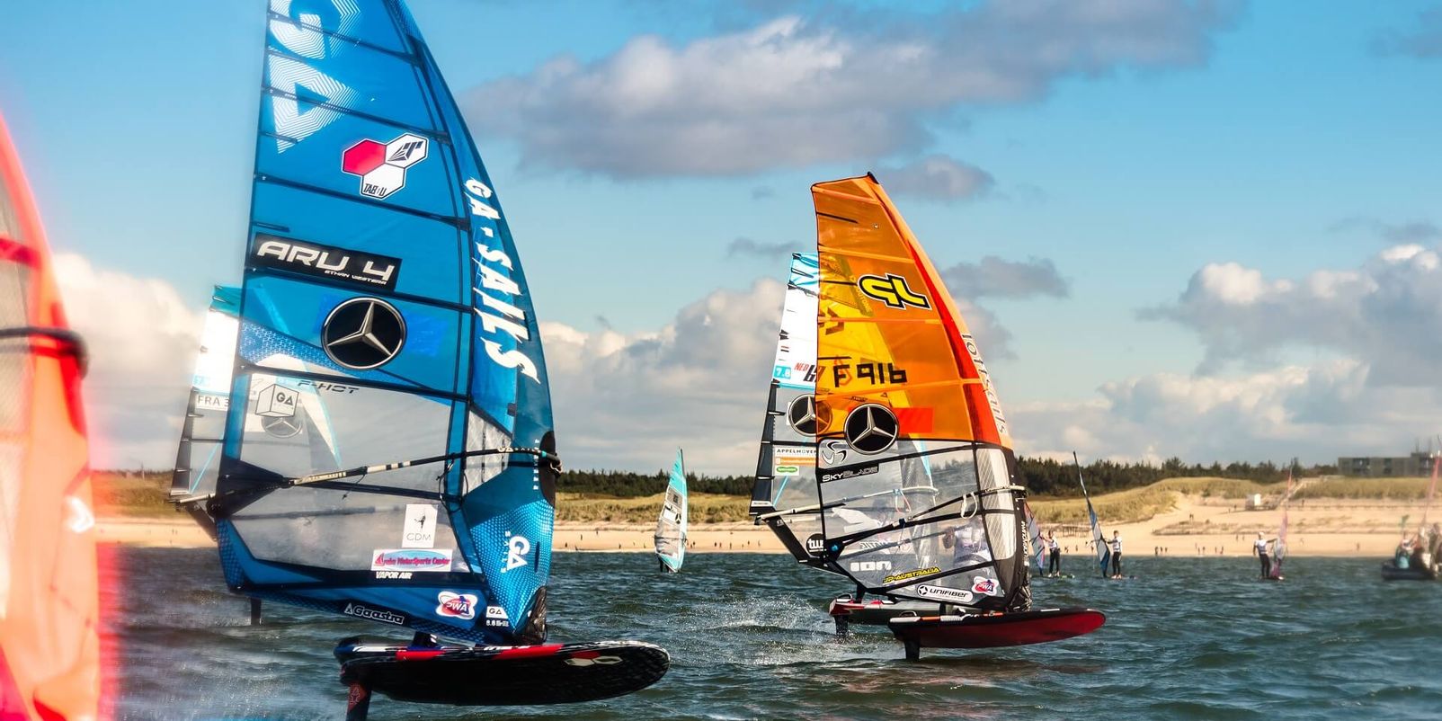 Ethan Westera ARU-4, Pascal Toselli F-916 beim Mercedes Benz Windsurf World Cup Sylt 2019