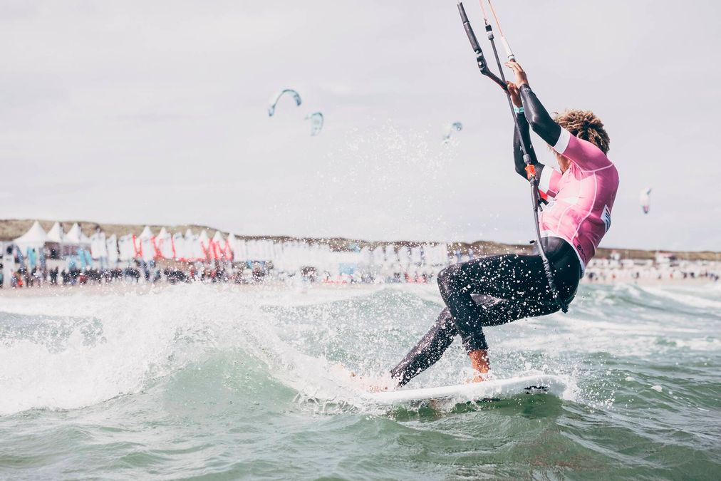 der Kitesurfer Matchu Lopes beim Kitesurf World Cup Sylt