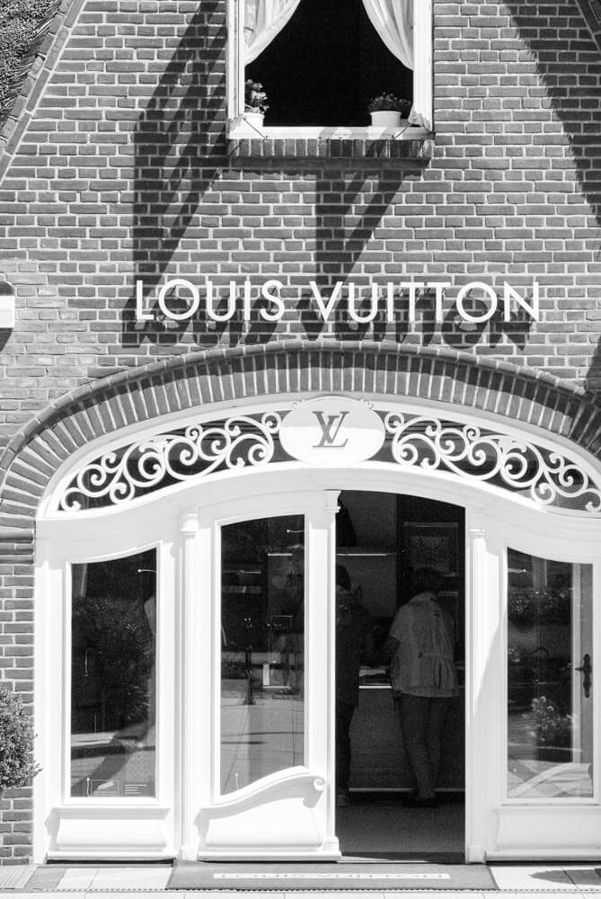 In Kampen haben sich zahlreiche Luxus-Labels angesiedelt.