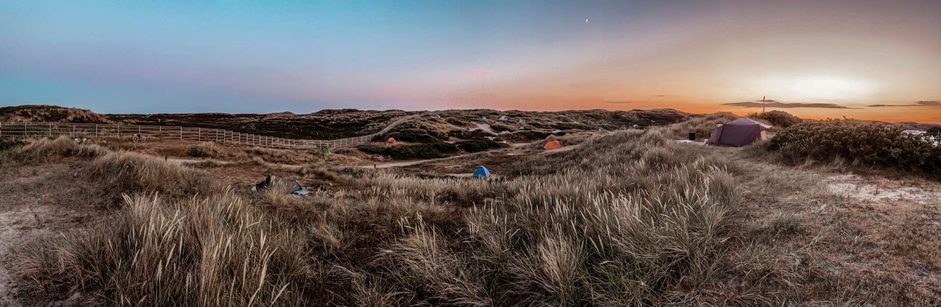 Zeltplatz direkt in den Dünen auf dem Campingplatz Westerland