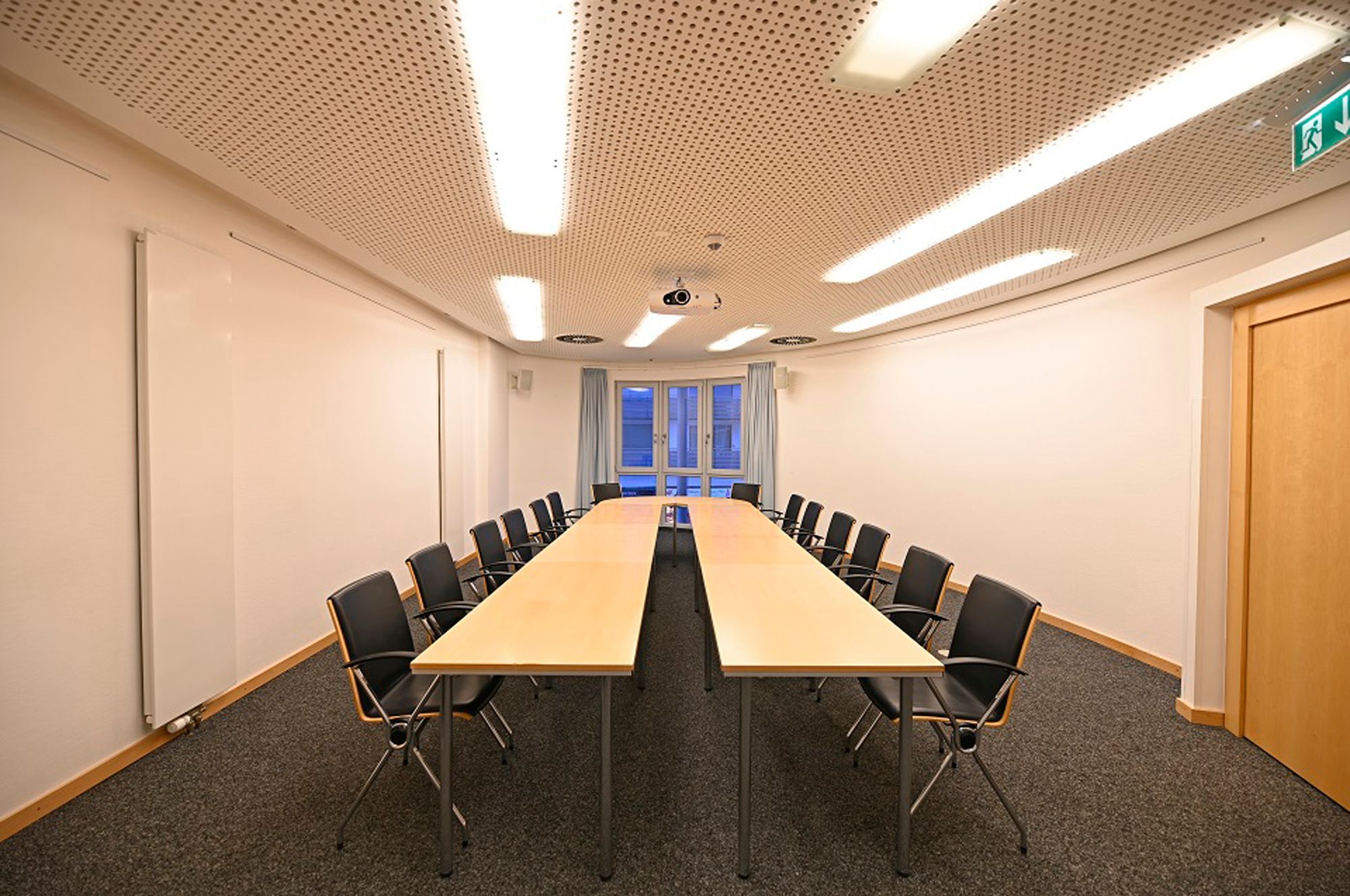 Bestuhlter Raum Cobra im Congress Centrum Sylt