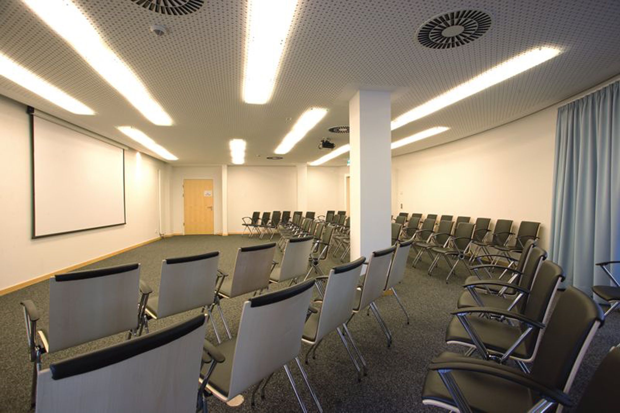 Reihenbestuhlung im Raum Freya im Congress Centrum Sylt