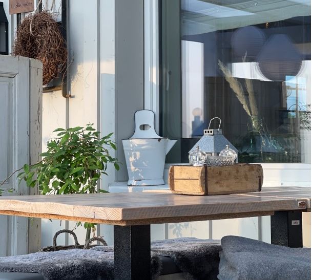 Restaurant Seenot Tisch in Westerland