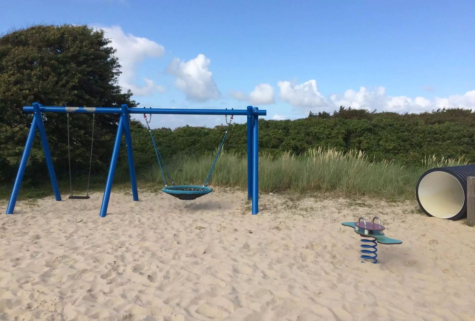 Spielplatz Kampen Schaukel und Wippe