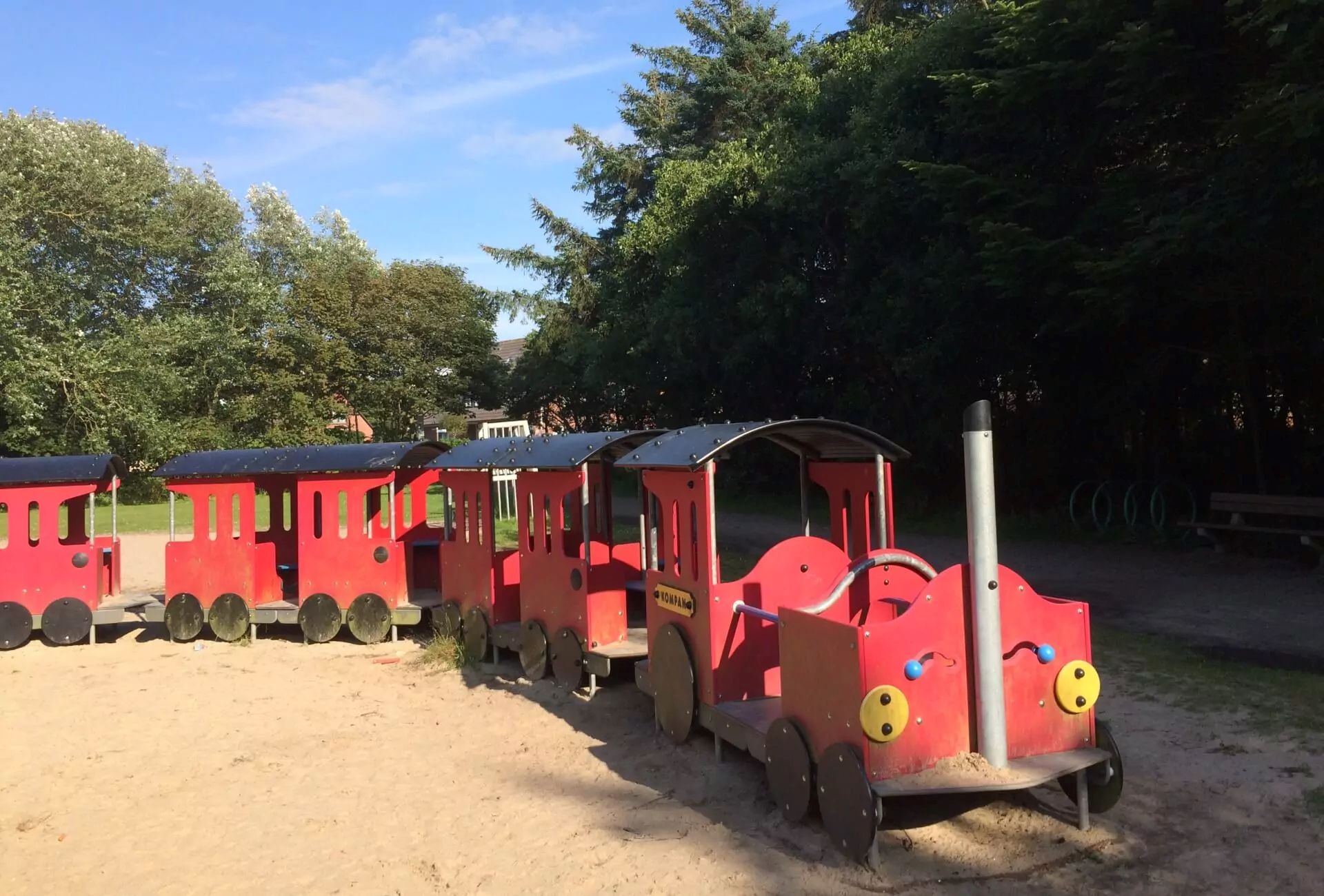 Spielplatz Südwäldchen Holzzug