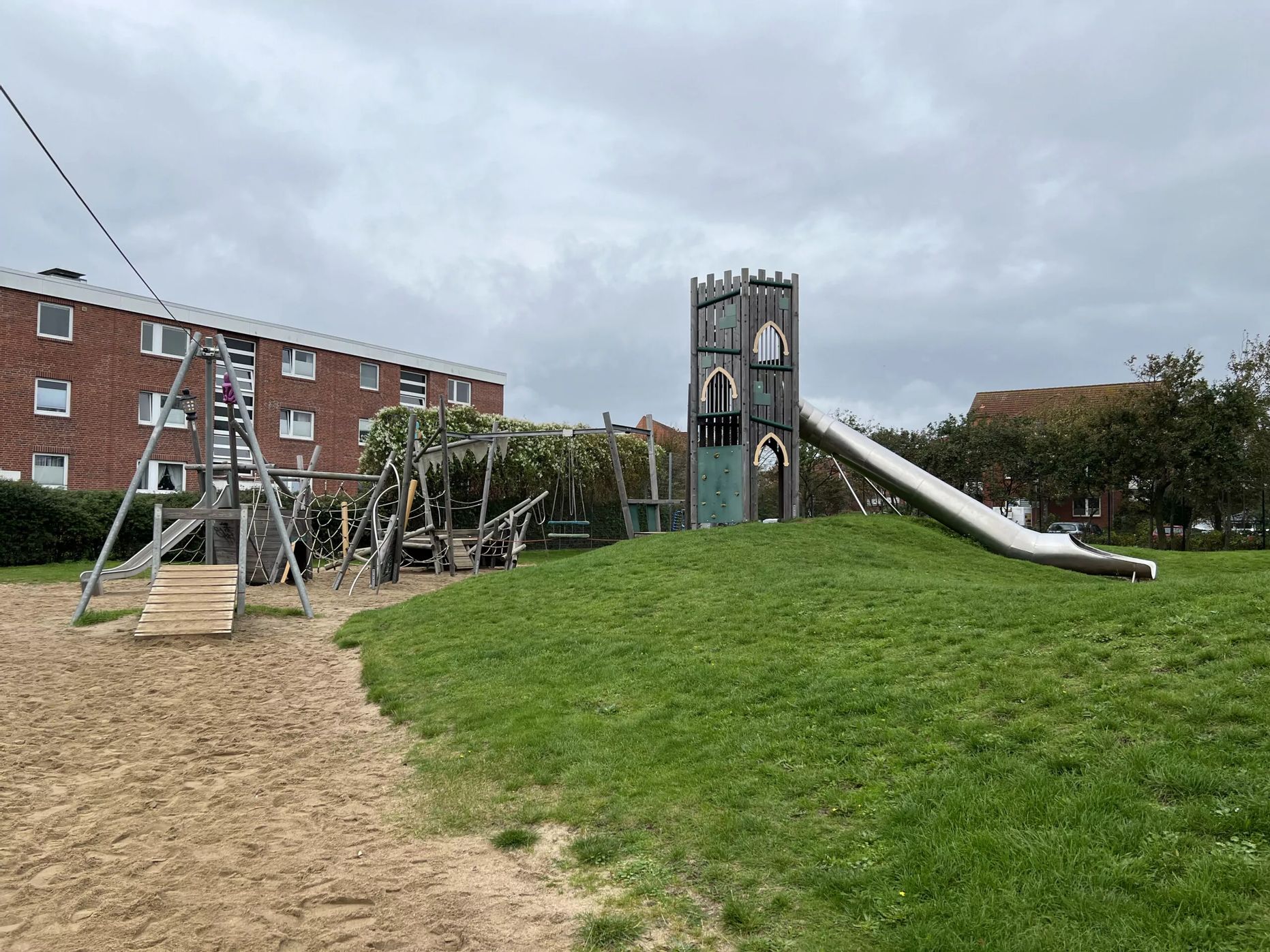 Piratenspielplatz Jap-Peter-Hansen-Wai Spielplatz Übersicht