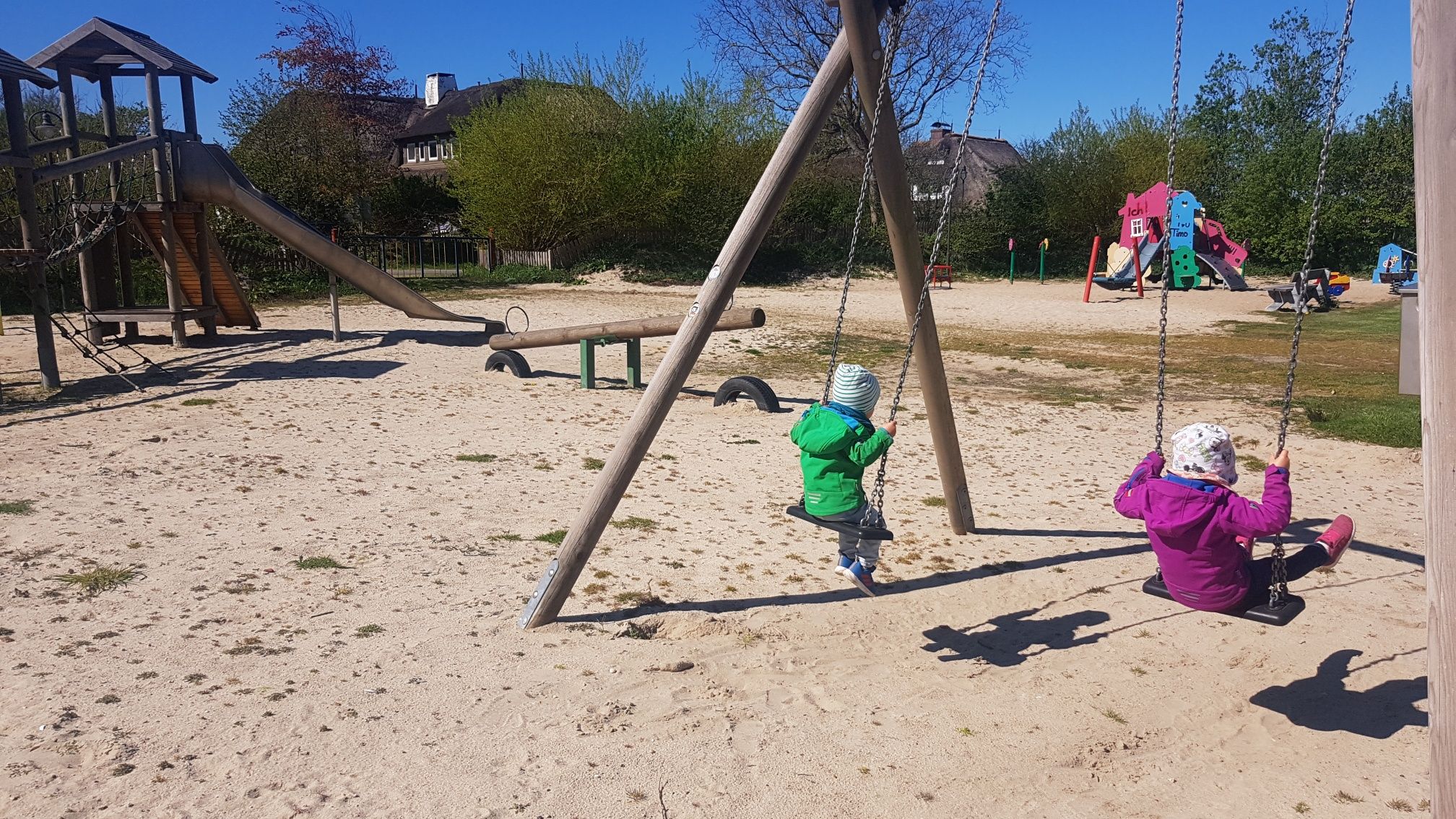 Spielplatz Archsum Dorfwiese Schaukel