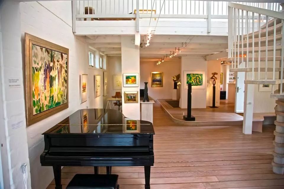 Falkenstern Fine Art Sprotte Haupthaus EG
