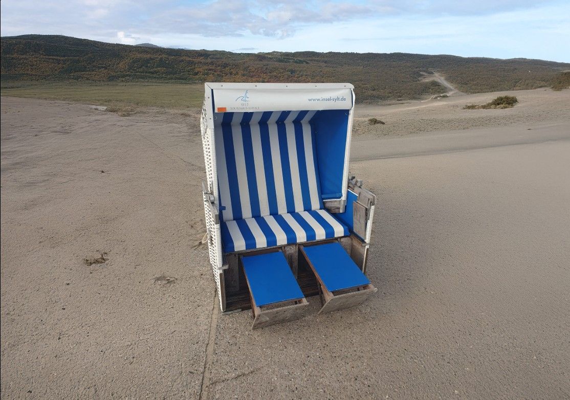 Ausrangierter Strandkorb aus der Vermietung in Westerland oder Rantum auf Sylt