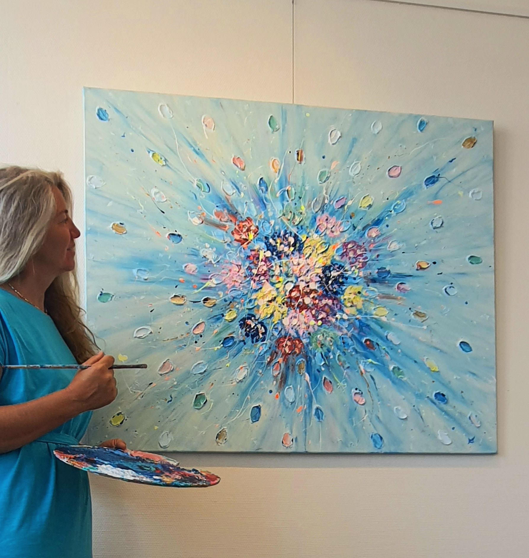 Melek Toraman Galerie am Meer