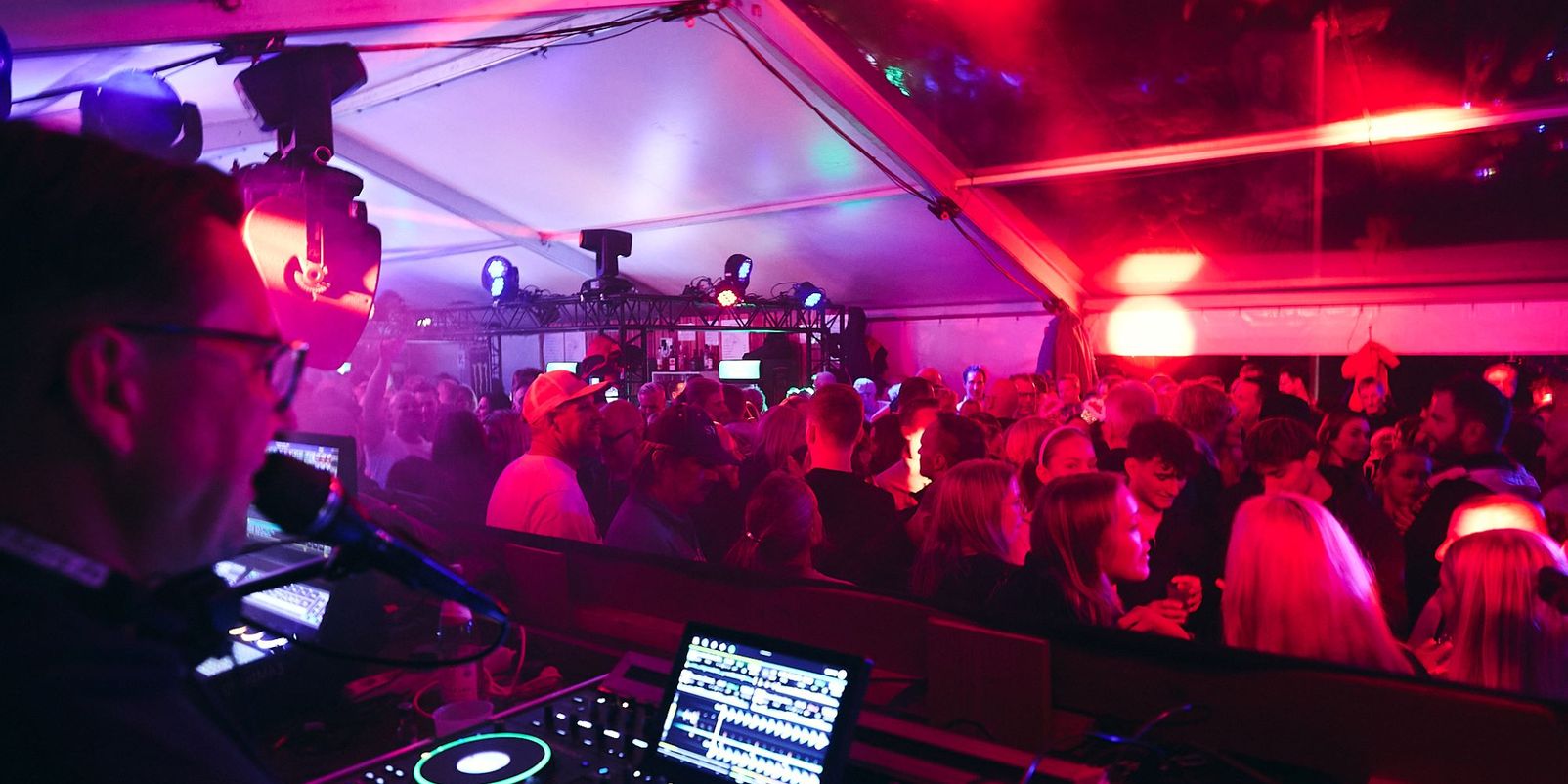 Erlebnismeile an der Promenade: Citroën Windsurf World Cup sorgt für Party-Stimmung