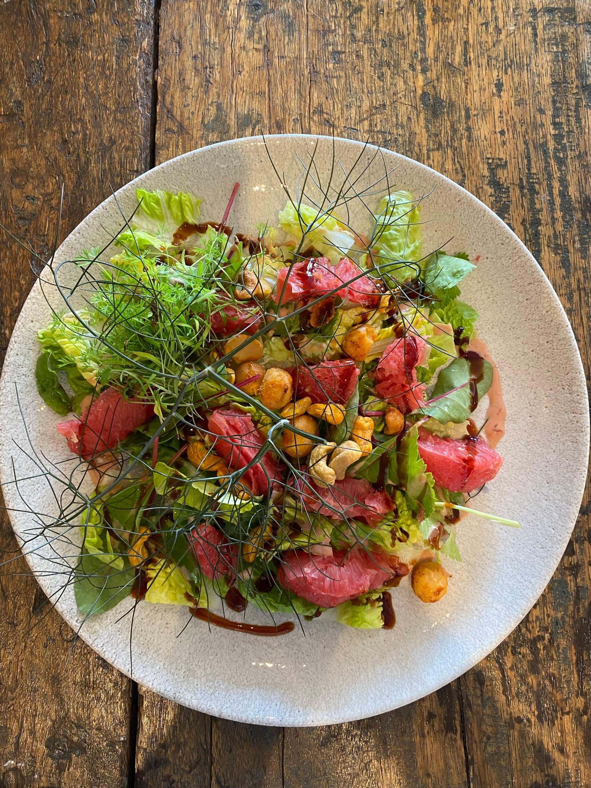 Angerichteter Teller von Roots Sylt.