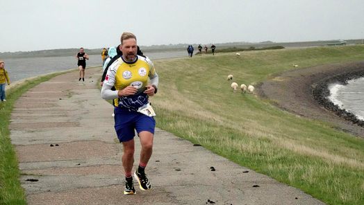 Zieleinlauf beim Run ums Rantumbecken 2025