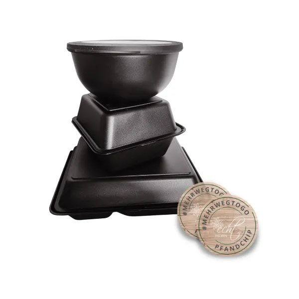 Mehrweg Verpackungen auf weißen Hintergrund